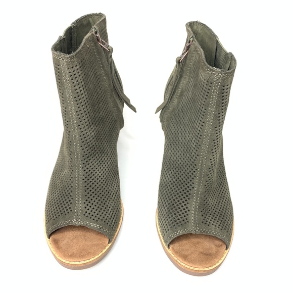Toms MAJORCA Olive Suede Side Zip Ankle Boot Open - Picture 2 of 8